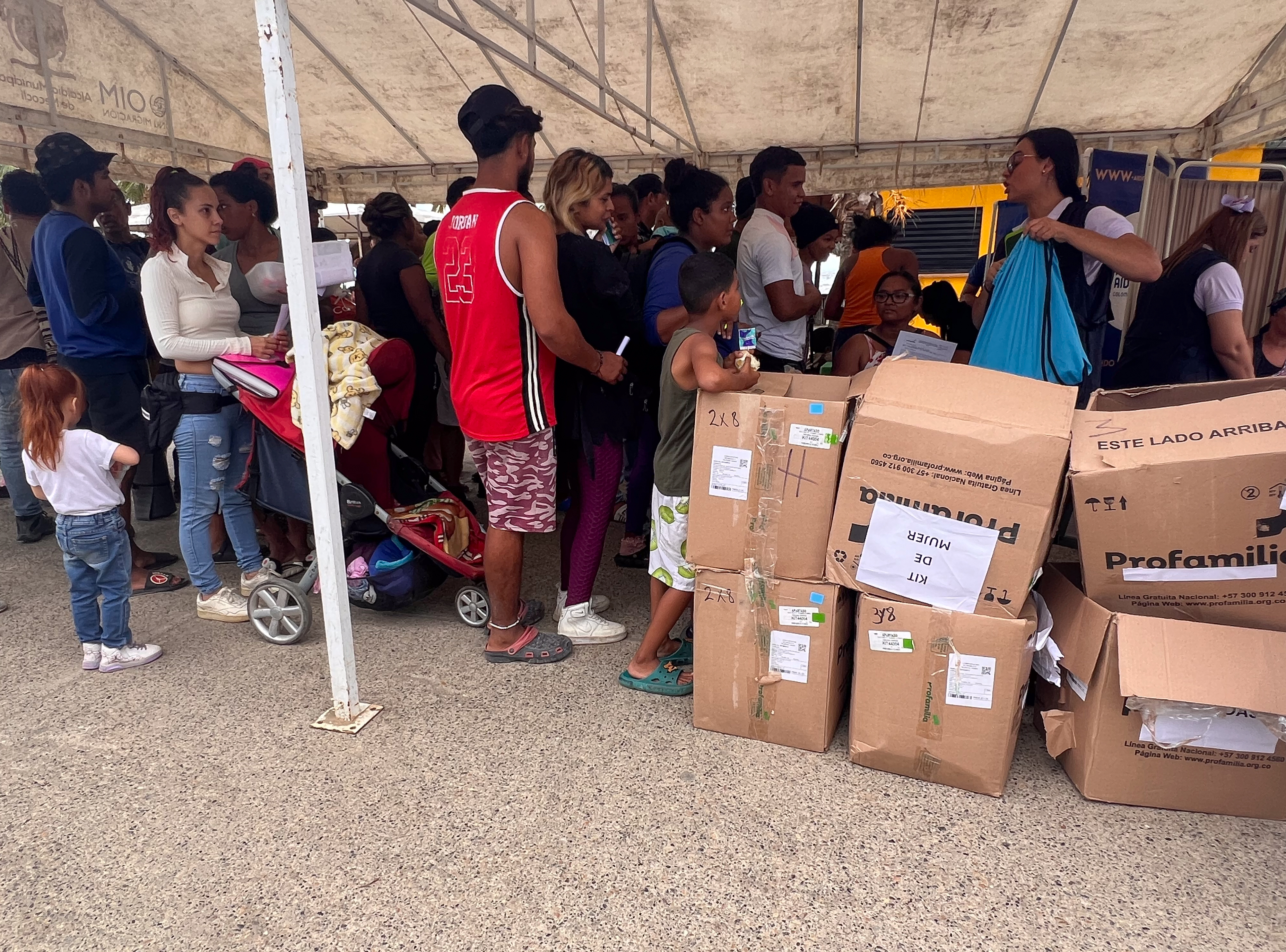 Mobile clinic run by Profamilia