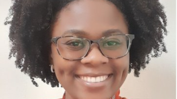 ulonna Peterson, is one of IPPF’s Member Associations’ youngest Executive Directors. With a degree in Psychology with Sociology, Julonna brings a wealth of experience as Executive Director (ED) of the St Vincent Planned Parenthood Association (SVPPA). 